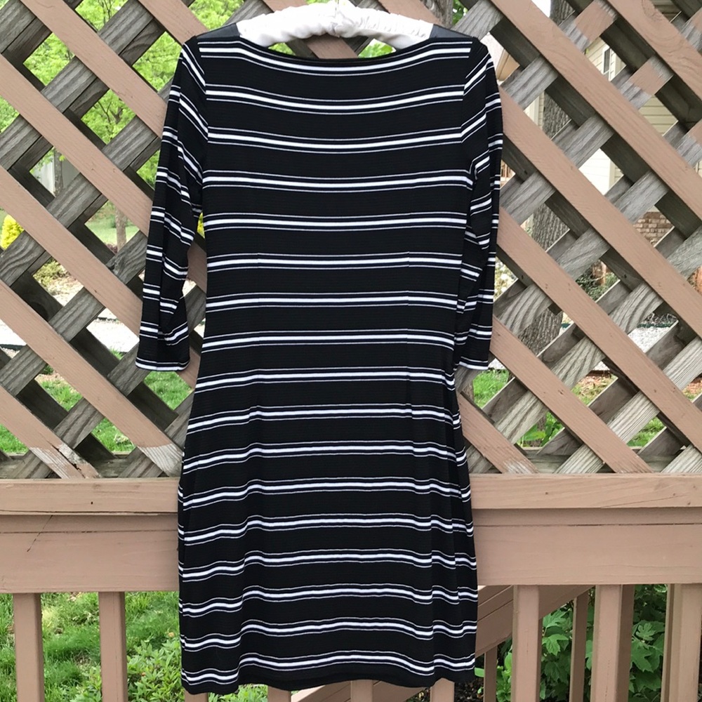 WHBM DRESS 👗 - Picture 2 of 7